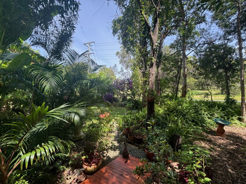 2-4 Camena Street, Macleay Island QLD 4184