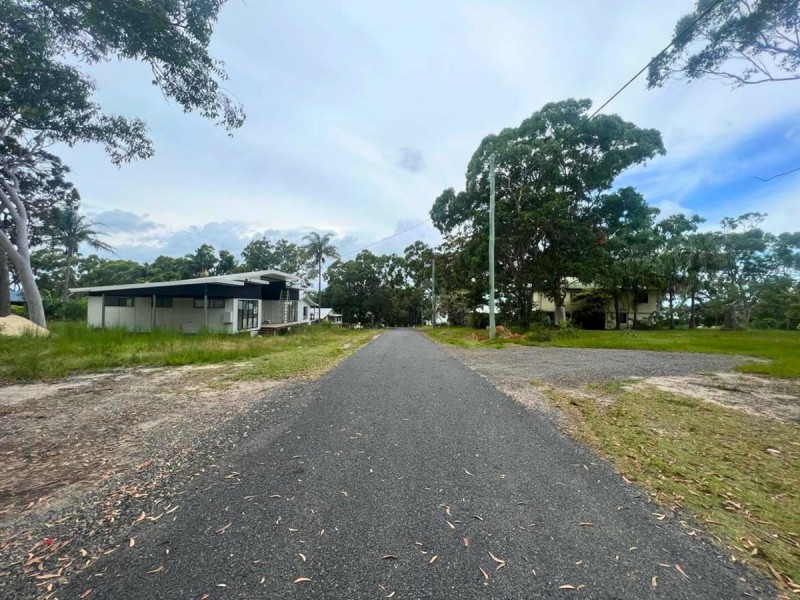 19 Cathy Street, Macleay Island QLD 4184