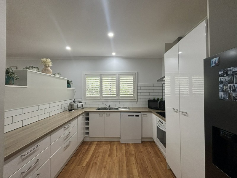 10 Ibis Street, Macleay Island QLD 4184