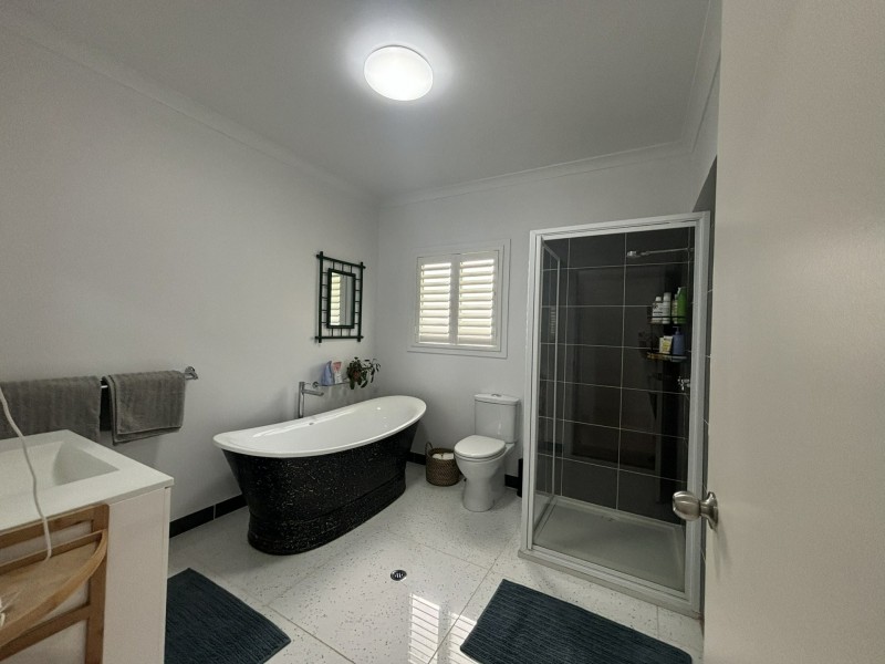 10 Ibis Street, Macleay Island QLD 4184