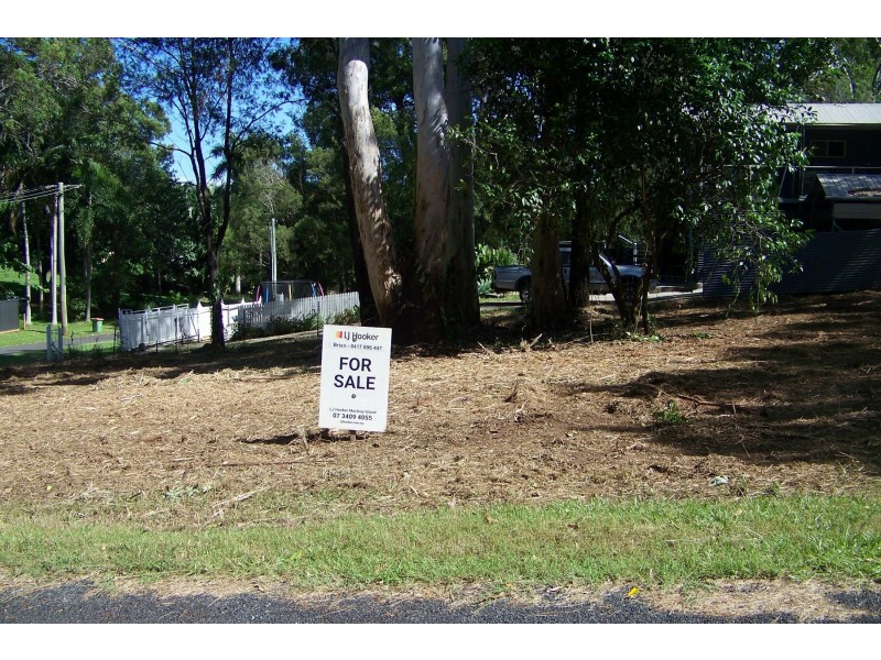 1 NIEL ST, Lamb Island QLD 4184