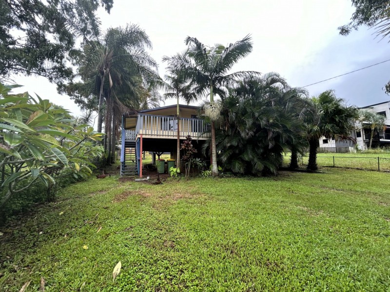 11 Mawarra Street, Macleay Island QLD 4184
