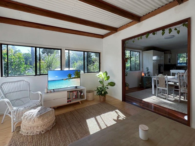 9 – 11 Aruma Street, Macleay Island QLD 4184