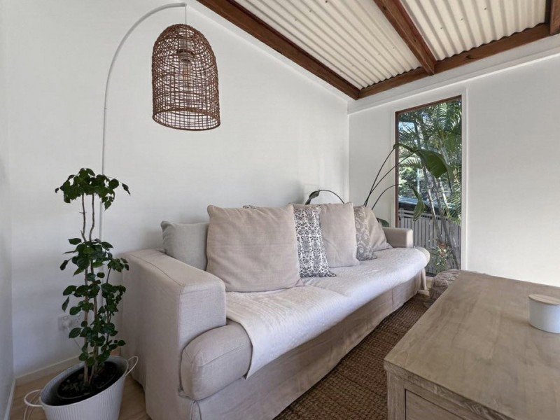 9 – 11 Aruma Street, Macleay Island QLD 4184