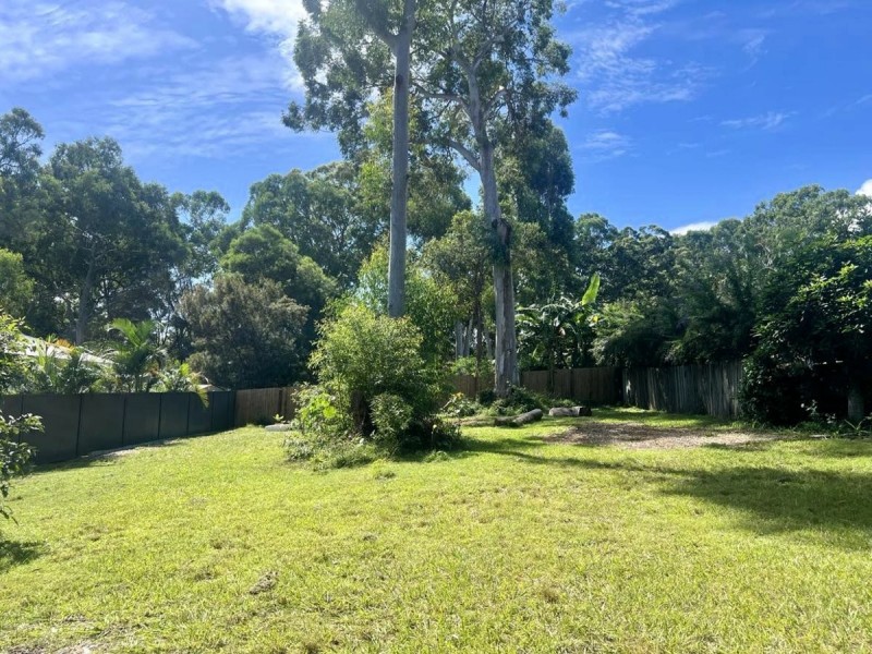 9 – 11 Aruma Street, Macleay Island QLD 4184