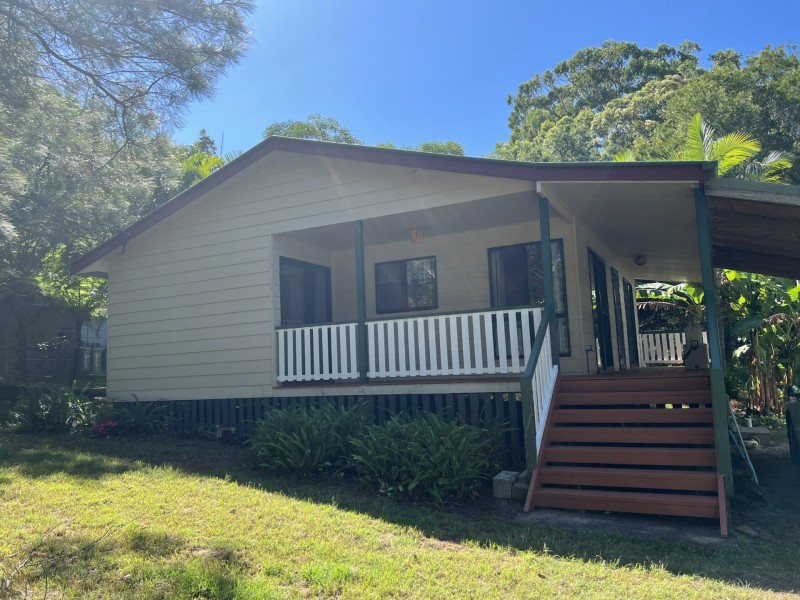 17 Baracoota, Macleay Island QLD 4184