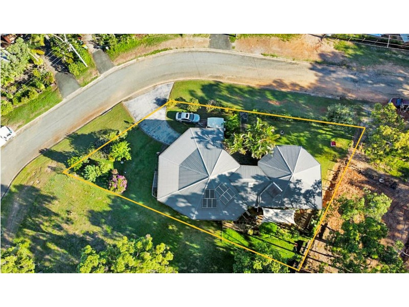 76 Beelong Street, Macleay Island QLD 4184