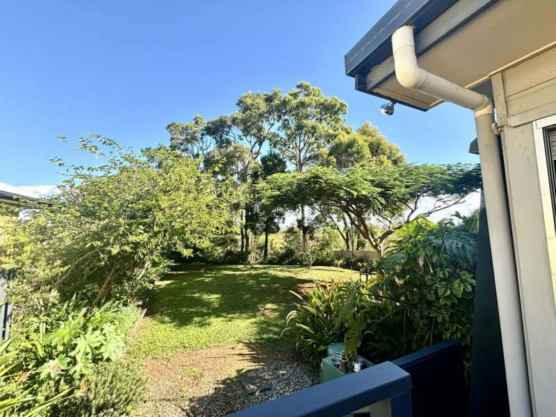 52 Treasure Island Avenue, Karragarra Island QLD 4184