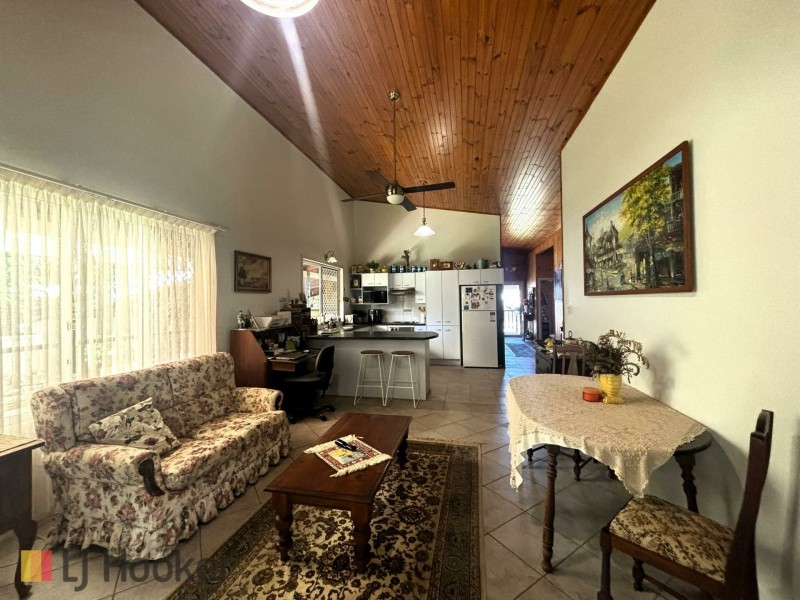 13 Marine Street, Macleay Island QLD 4184