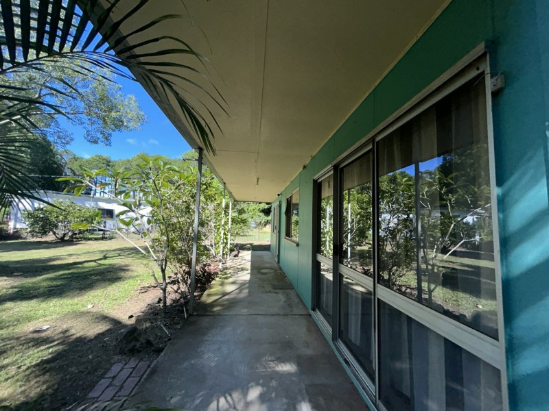 181 High Central Road, Macleay Island QLD 4184