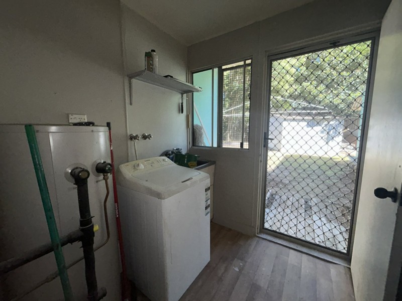 181 High Central Road, Macleay Island QLD 4184