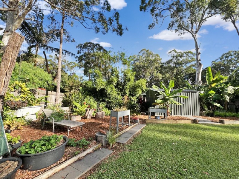 22 Tingara Street, Macleay Island QLD 4184