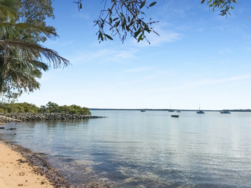 22 Tingara Street, Macleay Island QLD 4184