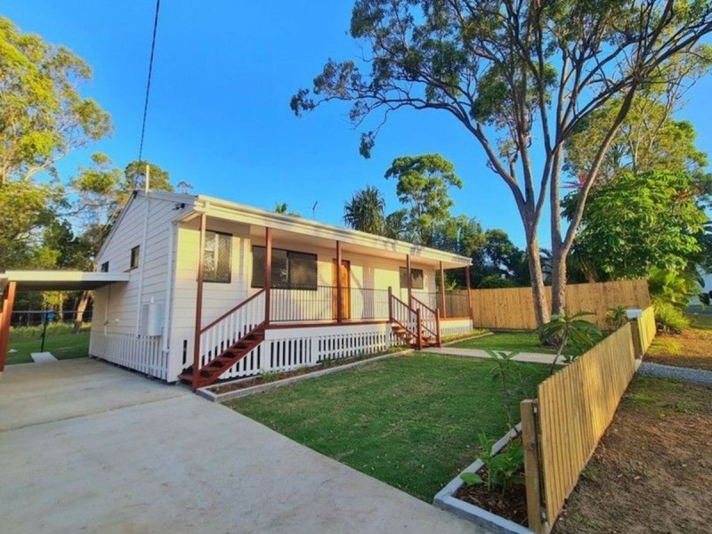4 Heath St, Macleay Island QLD 4184