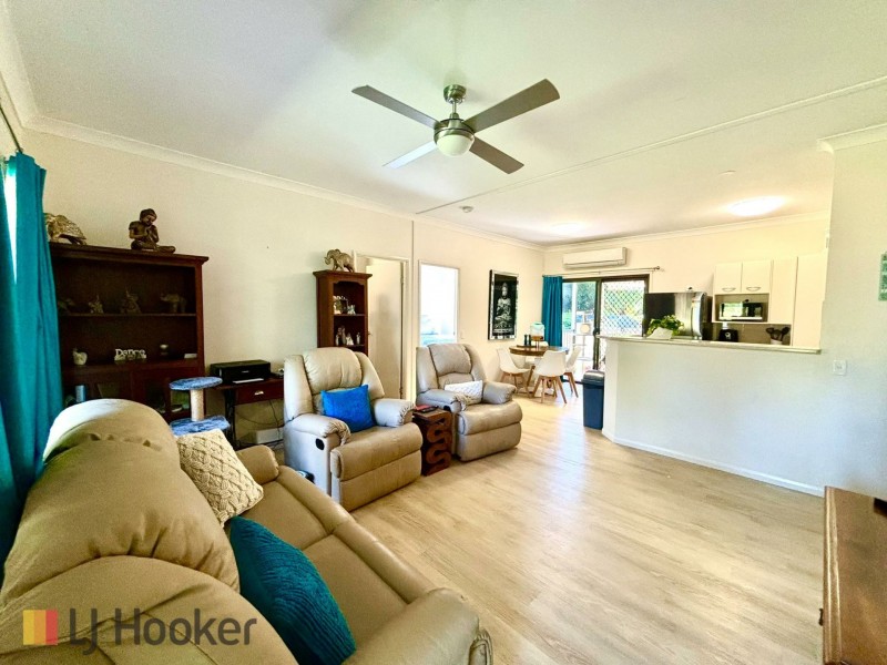 11 McBean Road, Karragarra Island QLD 4184