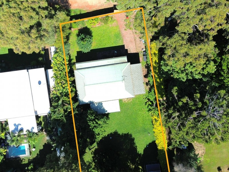 11 McBean Road, Karragarra Island QLD 4184