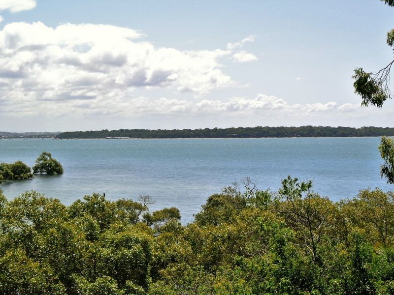 85 Coondooroopa Drive, Macleay Island QLD 4184