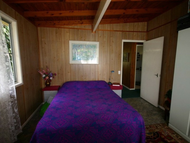 7 Noondoo Street, Macleay Island QLD 4184