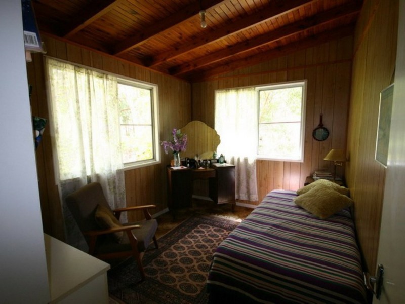 7 Noondoo Street, Macleay Island QLD 4184