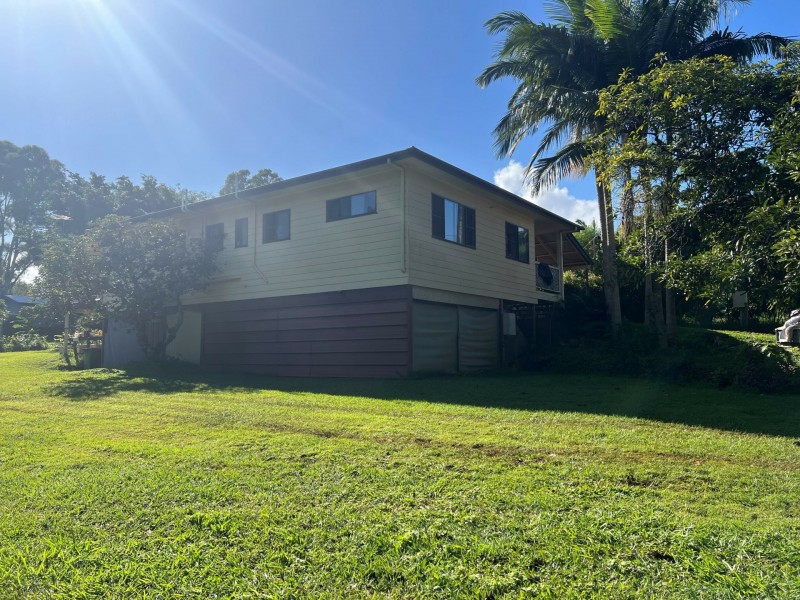 3 Eastbourne Tce, Macleay Island QLD 4184