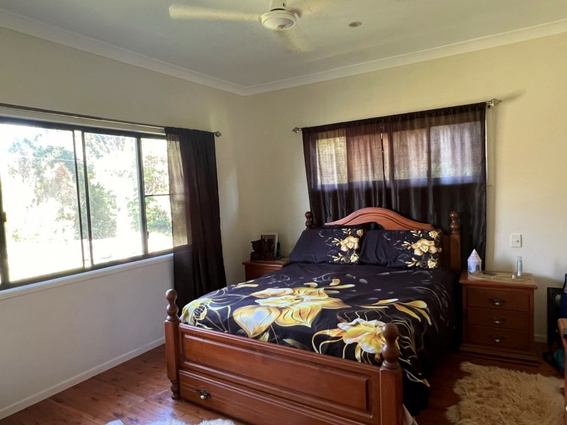 3 Eastbourne Tce, Macleay Island QLD 4184