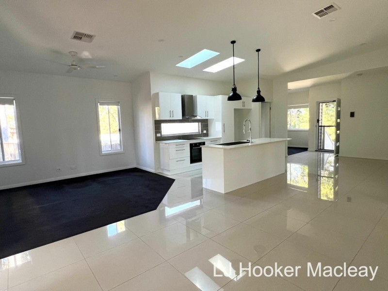 12 Waterside Drive, Macleay Island QLD 4184