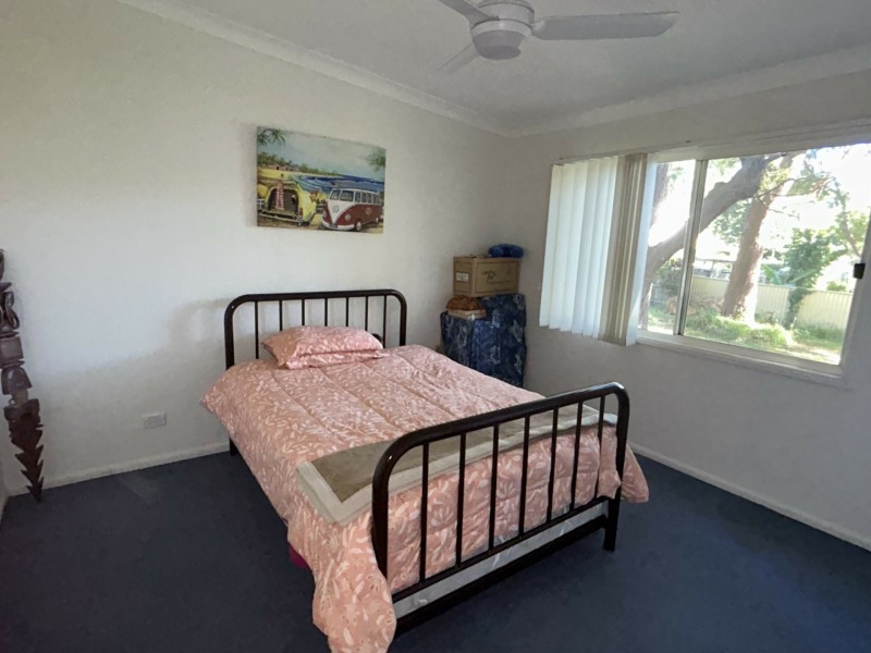 4 Noogie Street, Macleay Island QLD 4184