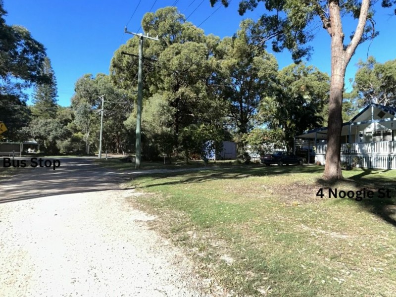 4 Noogie Street, Macleay Island QLD 4184