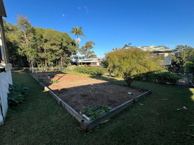 60A Eastbourne Tce, Macleay Island QLD 4184