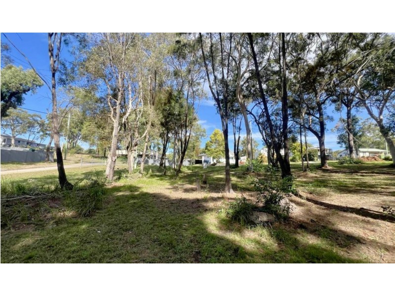 9 Oomool Street, Macleay Island QLD 4184