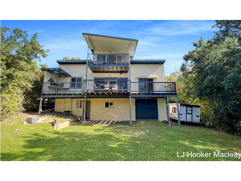 22 Camena Street, Macleay Island QLD 4184