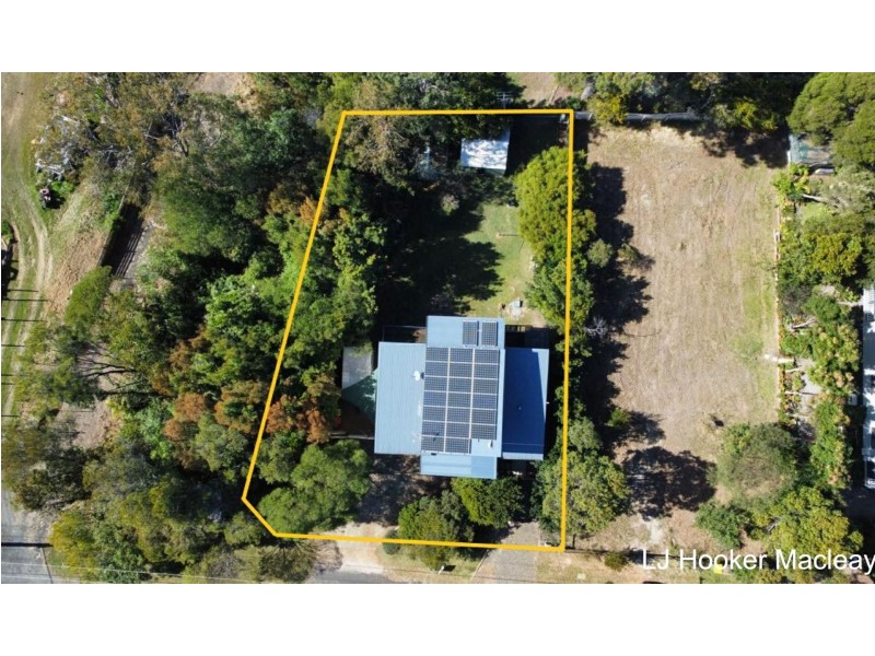 22 Camena Street, Macleay Island QLD 4184