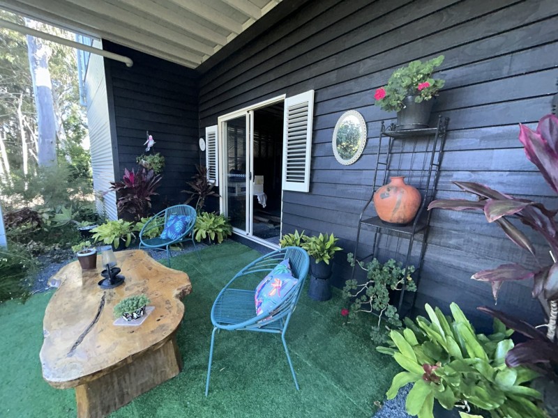 9 Boat Harbour Avenue, Macleay Island QLD 4184