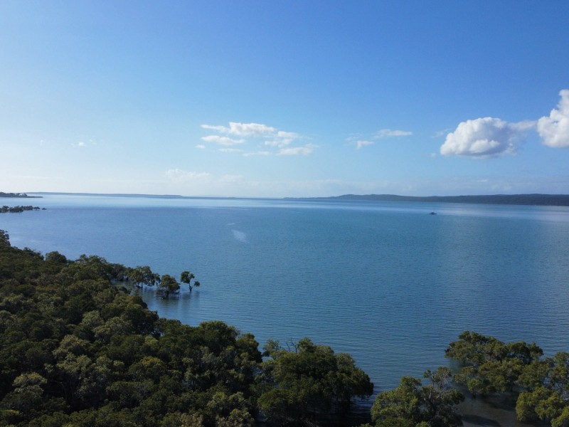 9 Boat Harbour Avenue, Macleay Island QLD 4184