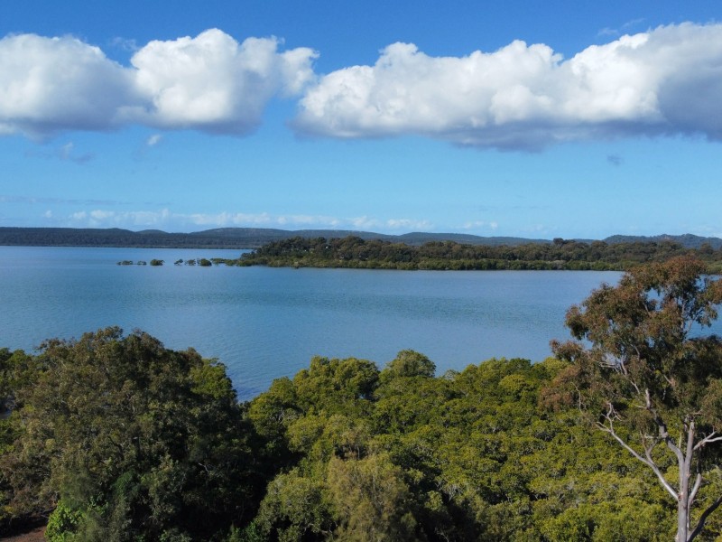 9 Boat Harbour Avenue, Macleay Island QLD 4184