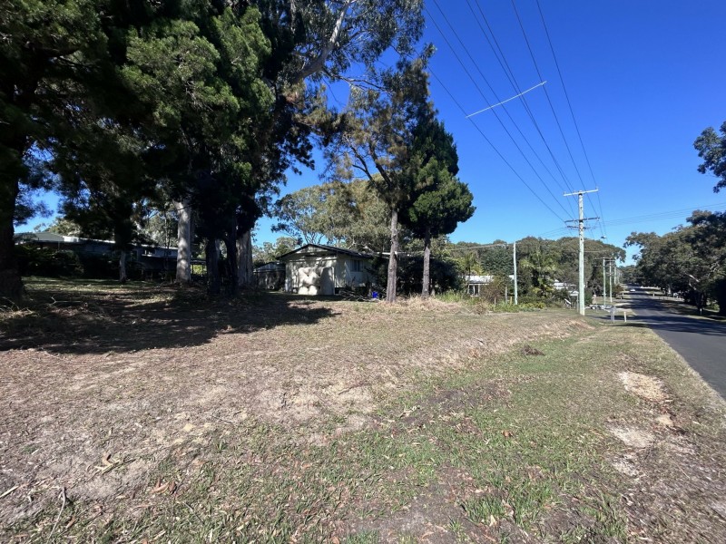 104 Kate Street, Macleay Island QLD 4184