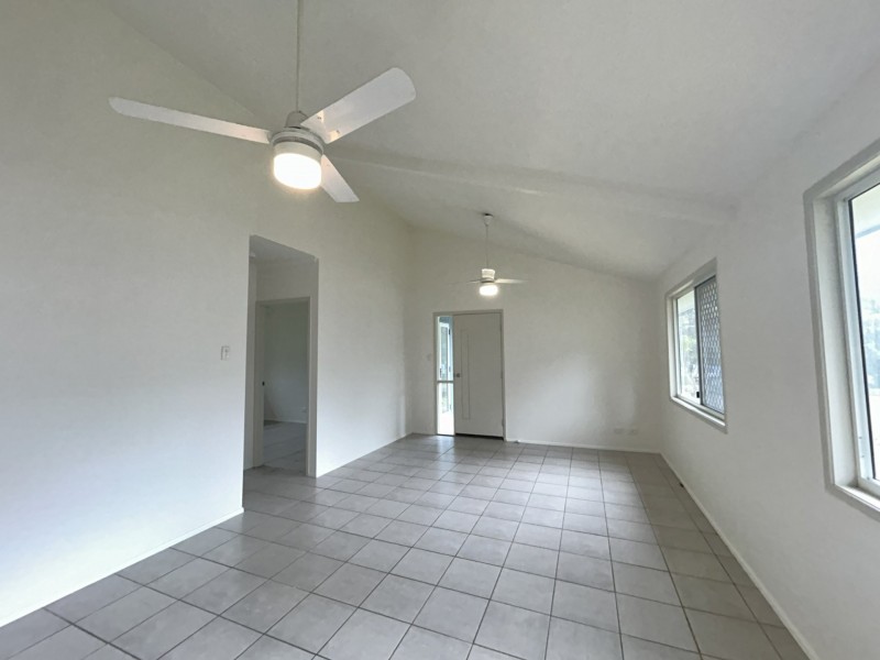 20 Citron Street, Macleay Island QLD 4184