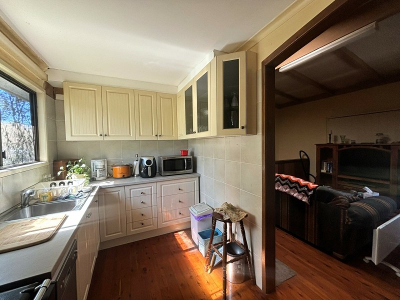 22-24 Pine ave, Lamb Island QLD 4184