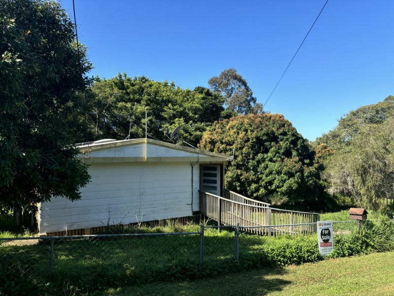 22-24 Pine ave, Lamb Island QLD 4184
