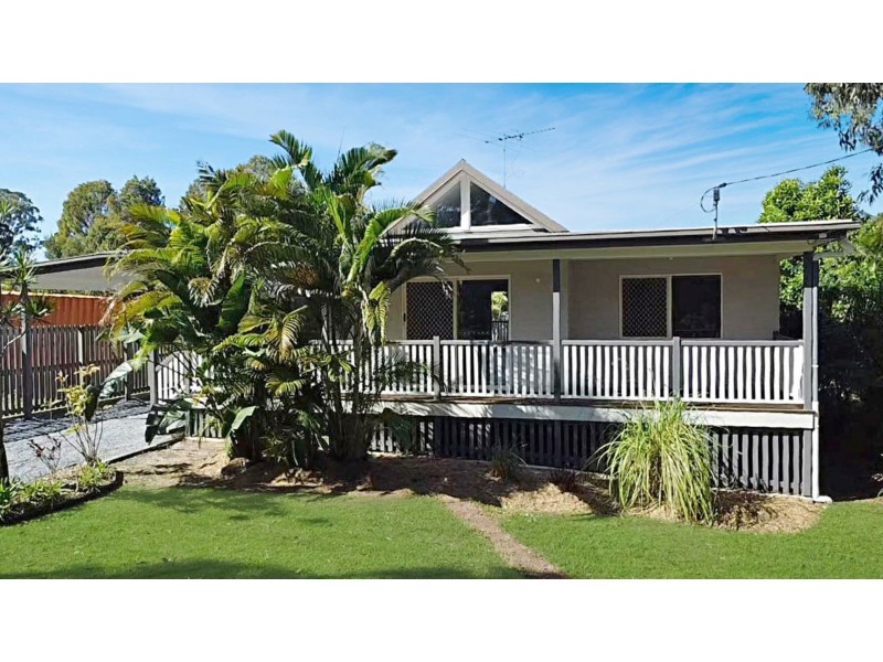 60 Francis Road, Macleay Island QLD 4184