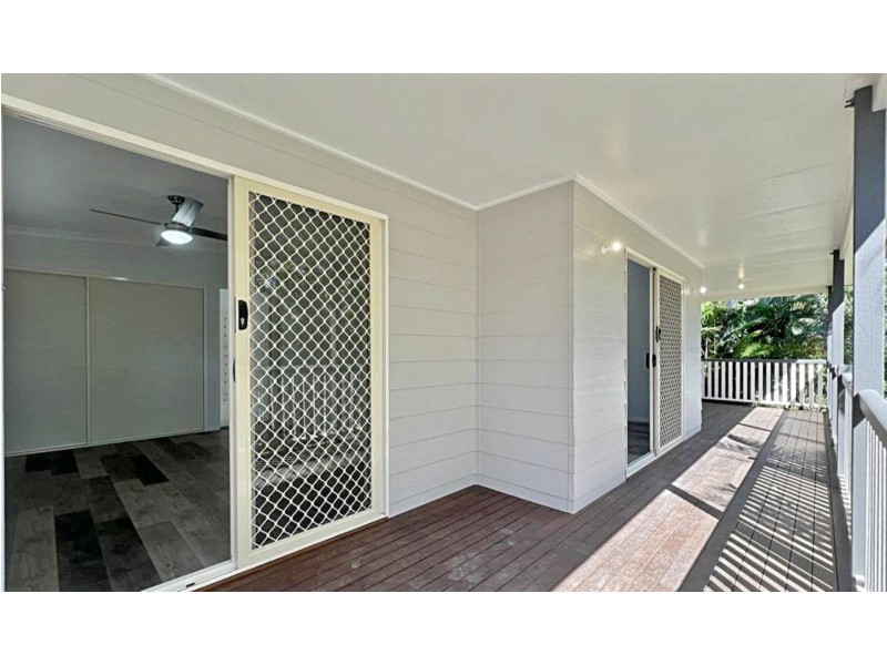 60 Francis Road, Macleay Island QLD 4184