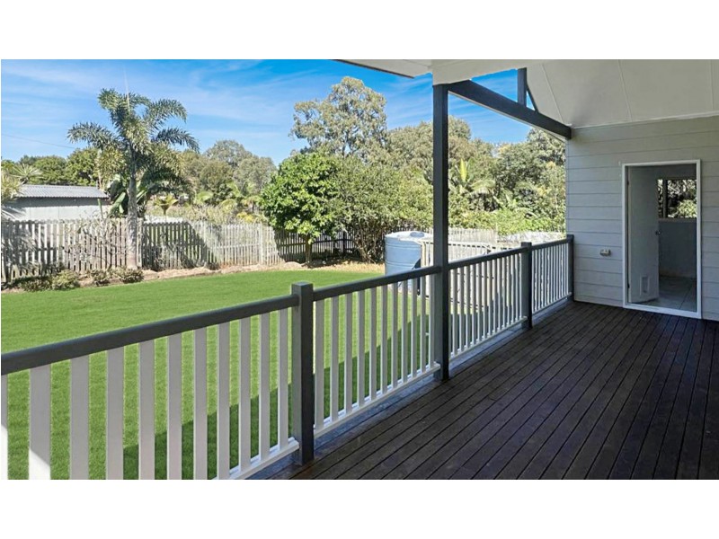 60 Francis Road, Macleay Island QLD 4184