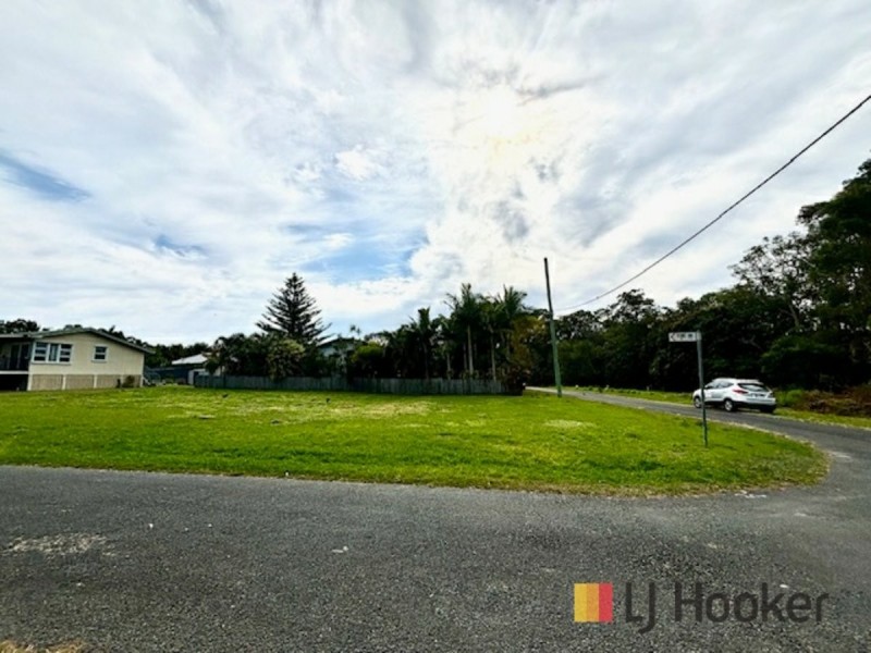 25 Lemontree Drive, Macleay Island QLD 4184