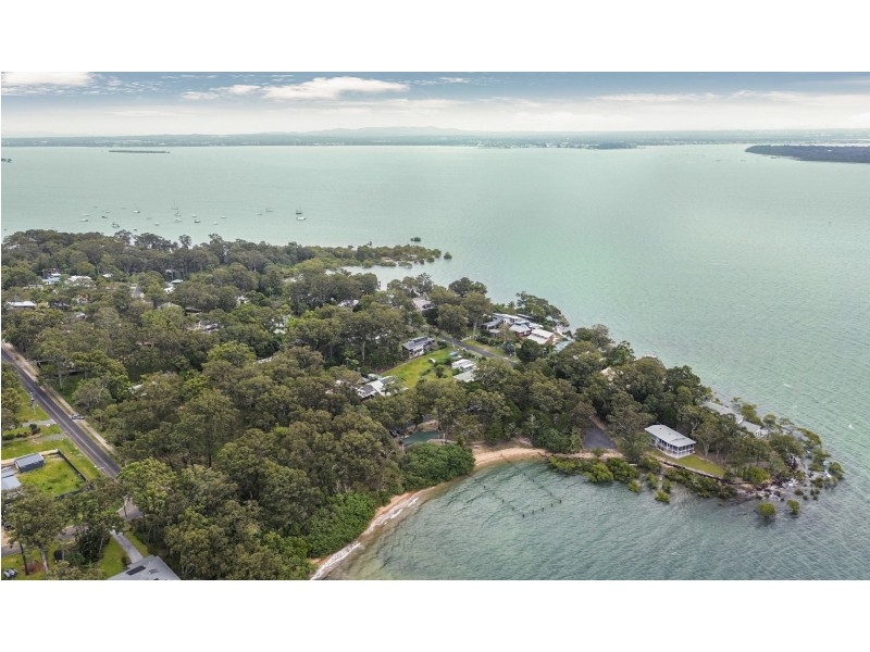 80-82 Coondooroopa Drive, Macleay Island QLD 4184
