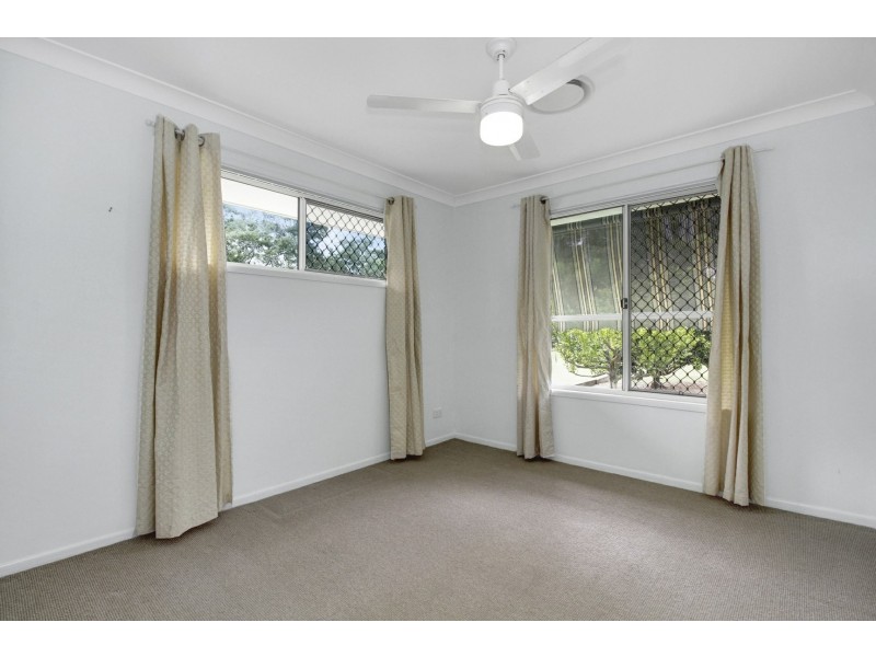 80-82 Coondooroopa Drive, Macleay Island QLD 4184