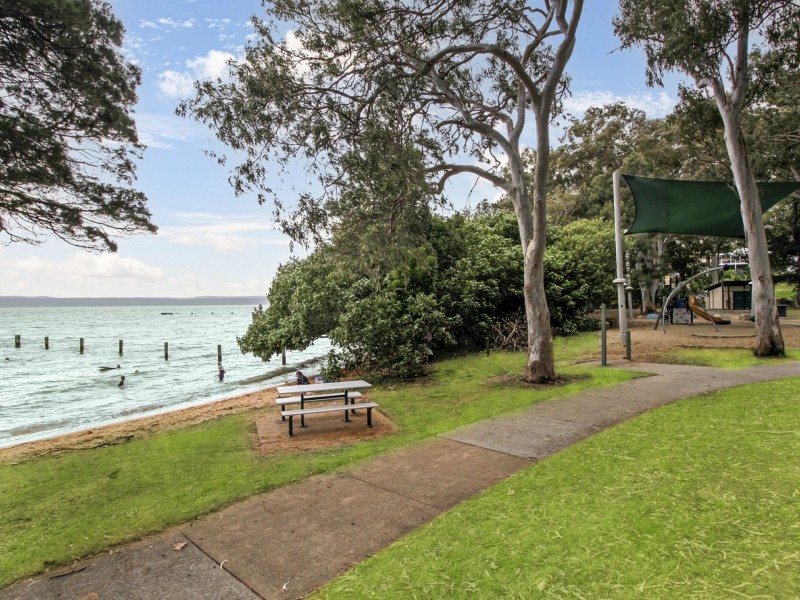 80-82 Coondooroopa Drive, Macleay Island QLD 4184