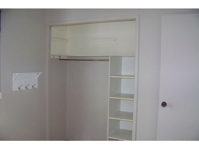 10 Peace St, Lamb Island QLD 4184