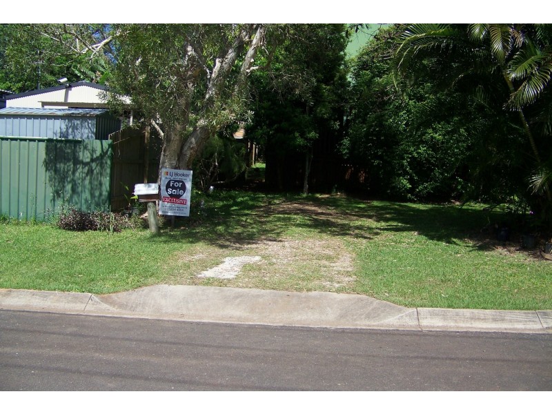 25 Paula Pde, Lamb Island QLD 4184