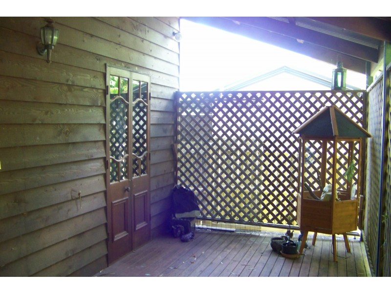 25 Paula Pde, Lamb Island QLD 4184