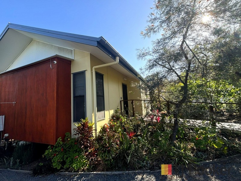 12 Percival Street, Macleay Island QLD 4184
